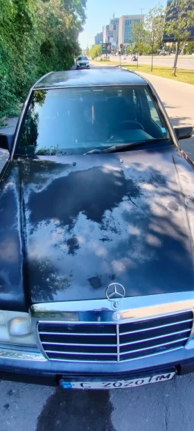 Mercedes-Benz 124 200E, снимка 14