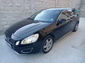 Volvo V60 Фул Екстри!Обслужена!, снимка 1