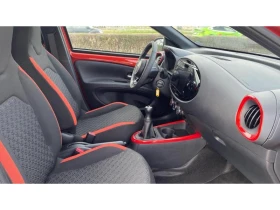 Toyota Aygo X Pulse - 16617 € / 32500.03 лв. - 25836484 6