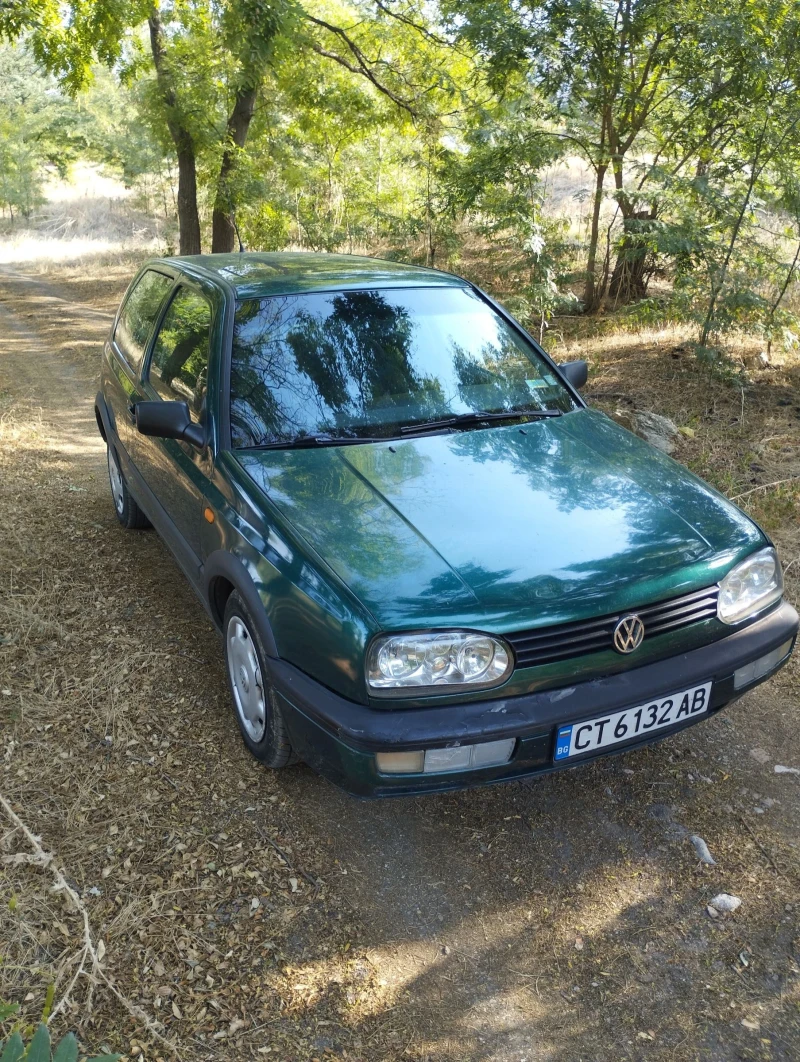 VW Golf 1.9 SDI , снимка 4 - Автомобили и джипове - 47536010