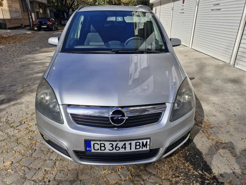 Opel Zafira, снимка 11 - Автомобили и джипове - 47759799