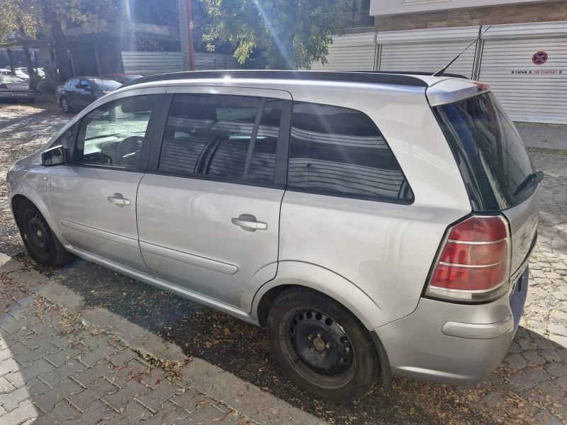 Opel Zafira, снимка 14 - Автомобили и джипове - 47759799