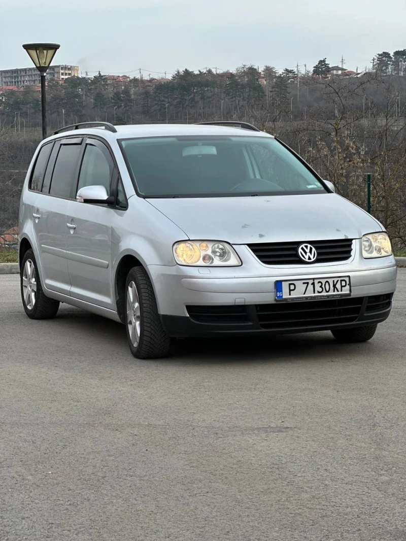 VW Touran, снимка 4 - Автомобили и джипове - 48975965