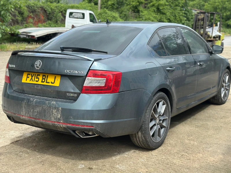 Skoda Octavia 2.0tdi vrs, снимка 3 - Автомобили и джипове - 51899851