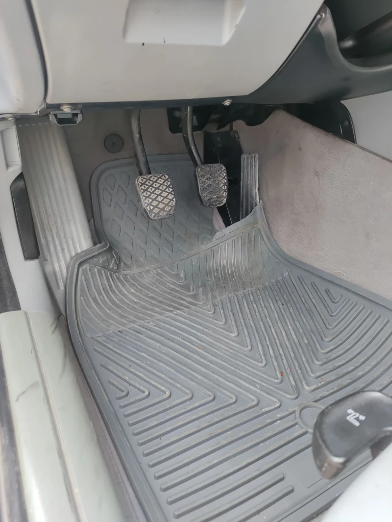 BMW 330 XD 4?4, снимка 17 - Автомобили и джипове - 52382815