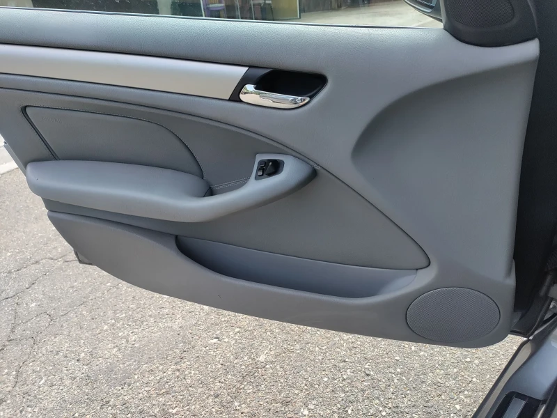 BMW 330 XD 4?4, снимка 16 - Автомобили и джипове - 52382815