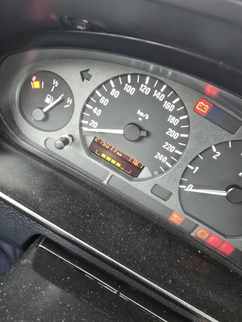 BMW 316 E36 COMPACT 1.9, снимка 5 - Автомобили и джипове - 52377760