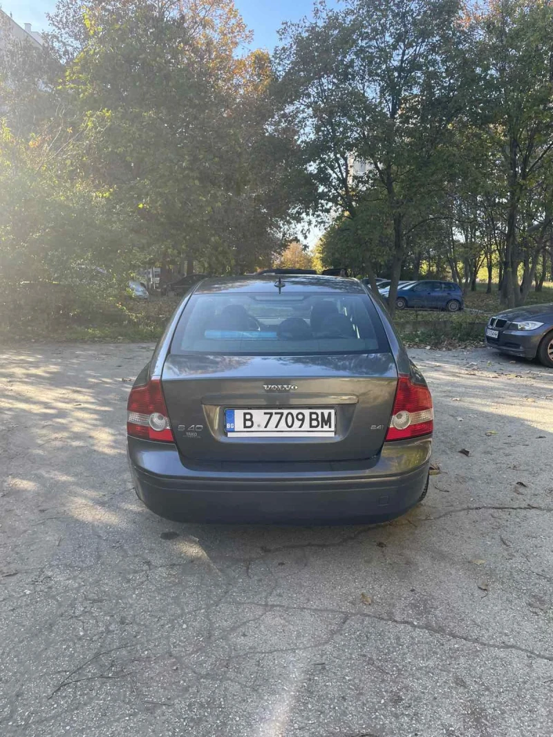 Volvo S40 2, 4i/газ, снимка 3 - Автомобили и джипове - 52257063
