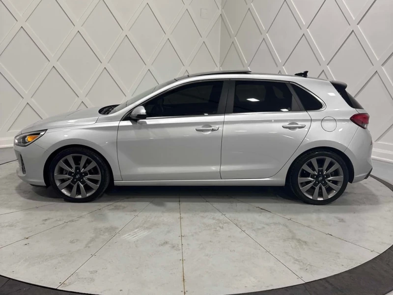 Hyundai Elantra * Sport Ultimate * CARFAX * БЕЗ ПЪРВОНАЧАЛНА ВНОСК, снимка 2 - Автомобили и джипове - 52673925