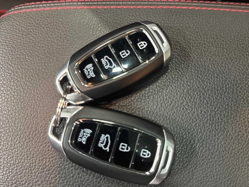 Hyundai Elantra * Sport Ultimate * CARFAX * БЕЗ ПЪРВОНАЧАЛНА ВНОСК, снимка 16 - Автомобили и джипове - 52673925