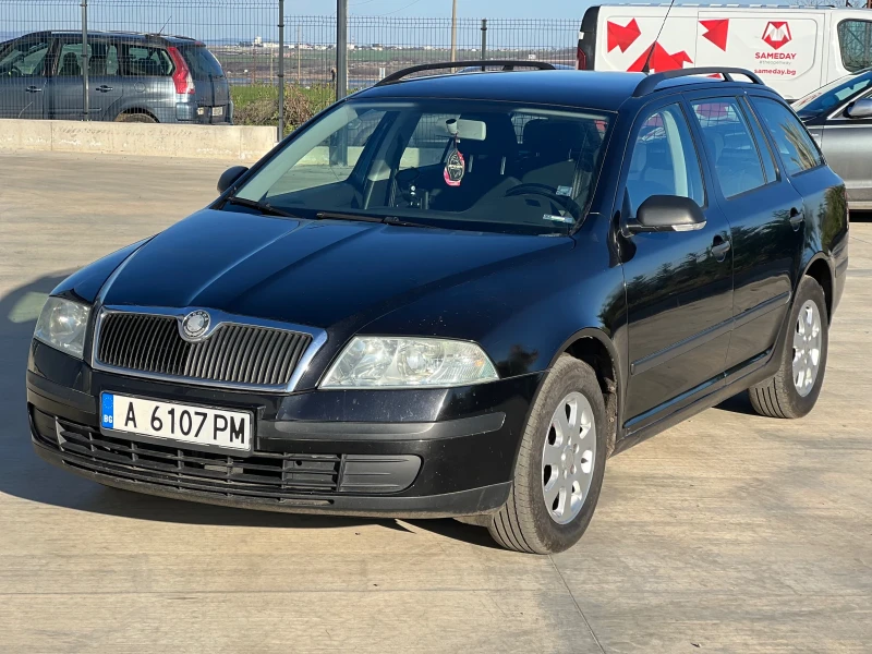 Skoda Octavia 1.6 MPI, снимка 3 - Автомобили и джипове - 52968592