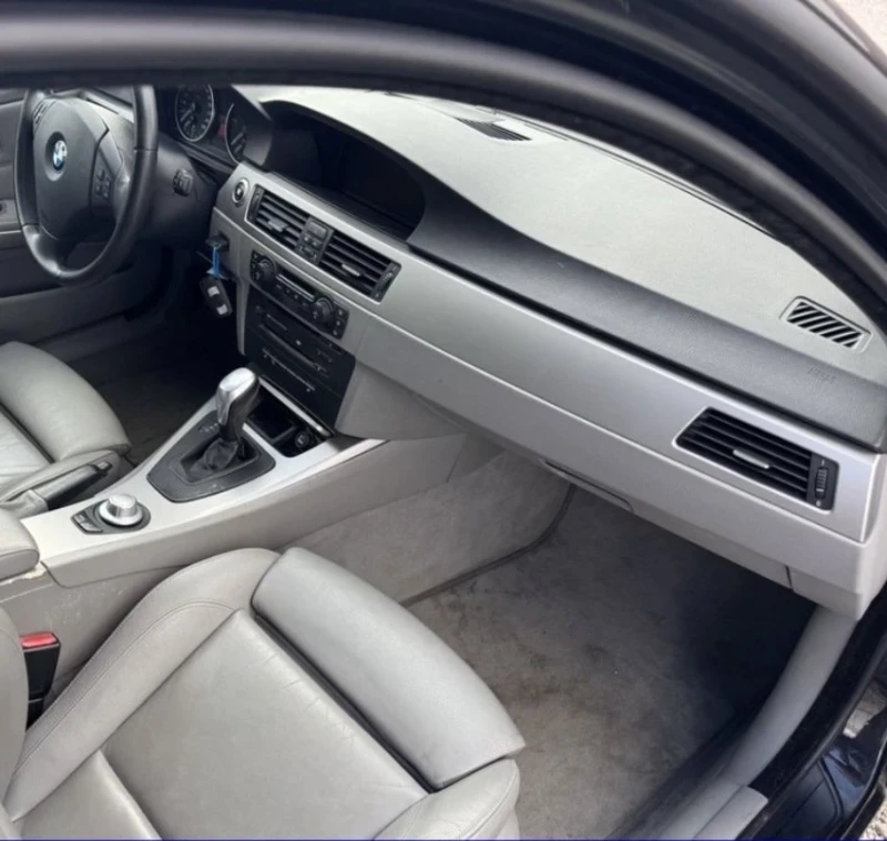 BMW 320 163кс ксенов+ автомат+ Нави+ Рекаро+ панорама+ под, снимка 7 - Автомобили и джипове - 53194817