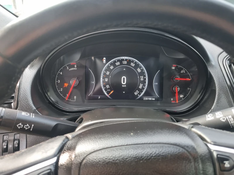 Opel Insignia 1600, снимка 9 - Автомобили и джипове - 53255835