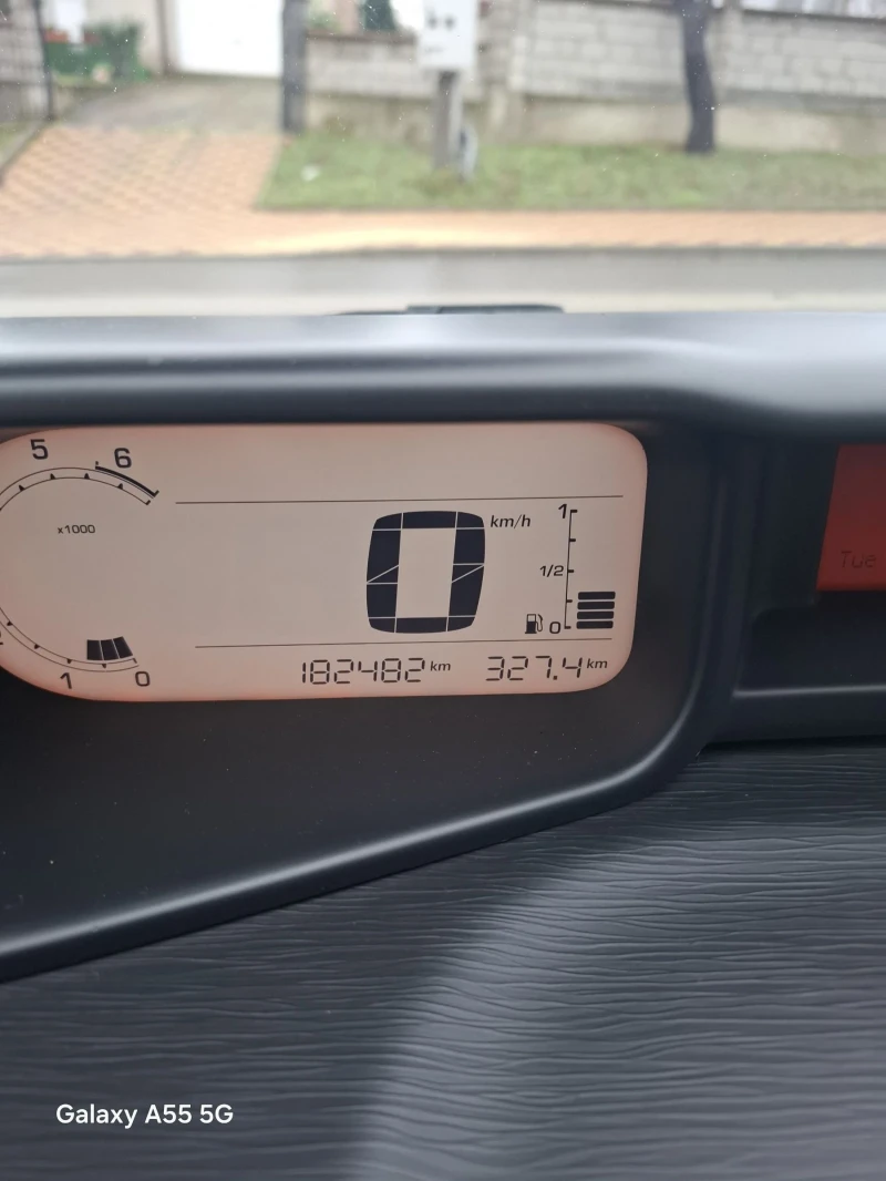 Citroen C3 Picasso, снимка 6 - Автомобили и джипове - 53461515