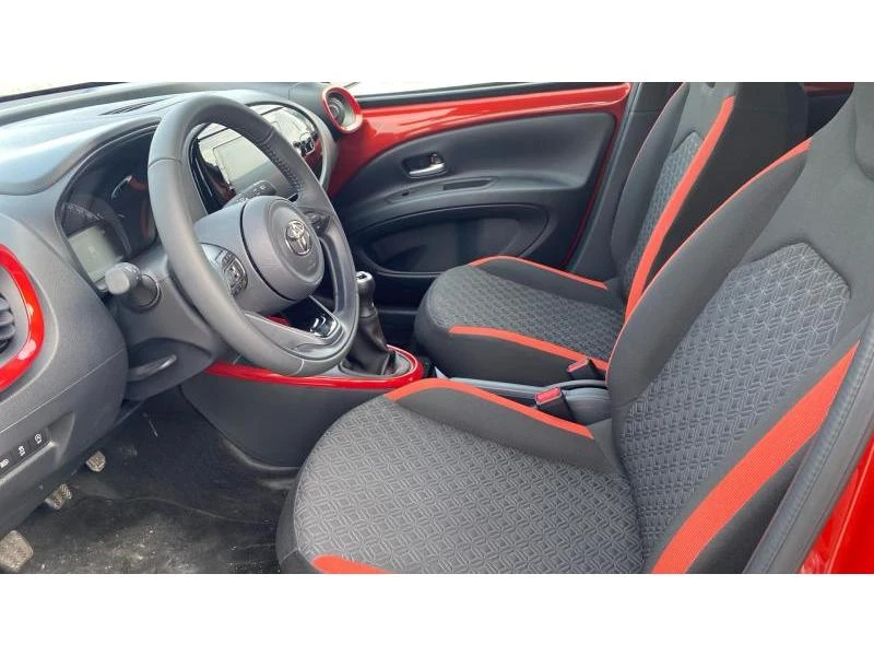 Toyota Aygo X Pulse | Mobile.bg � ����������� 12