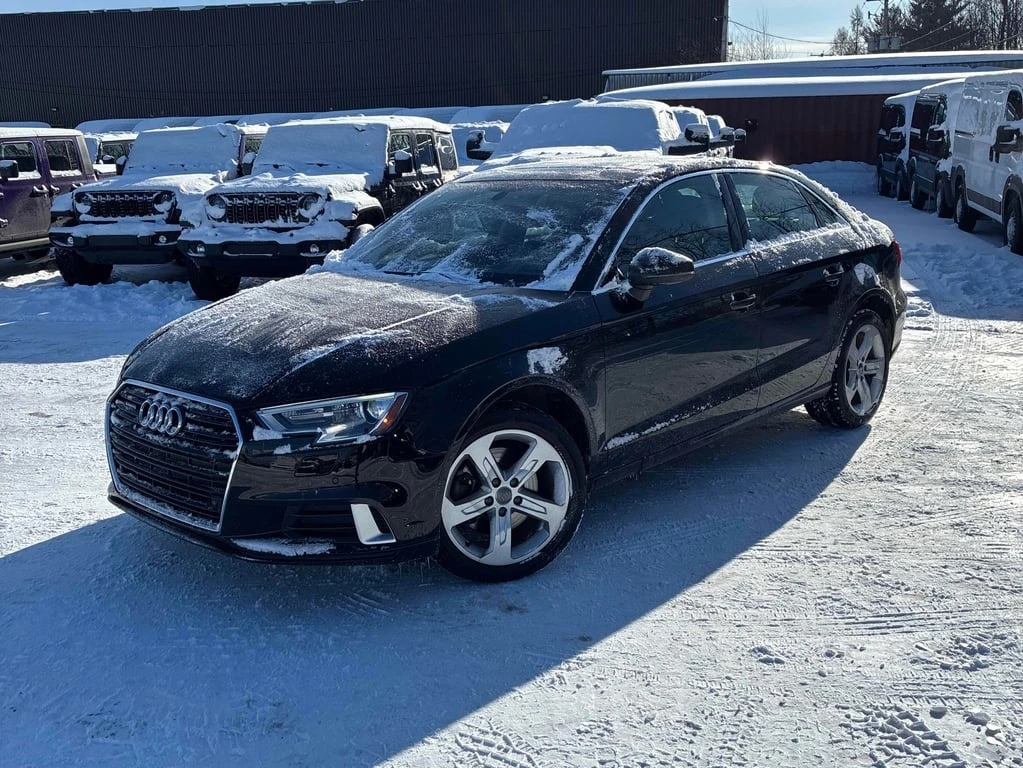Audi A3 * Komfort * CARFAX * БЕЗ ПЪРВОНАЧАЛНА ВНОСКА, снимка 1