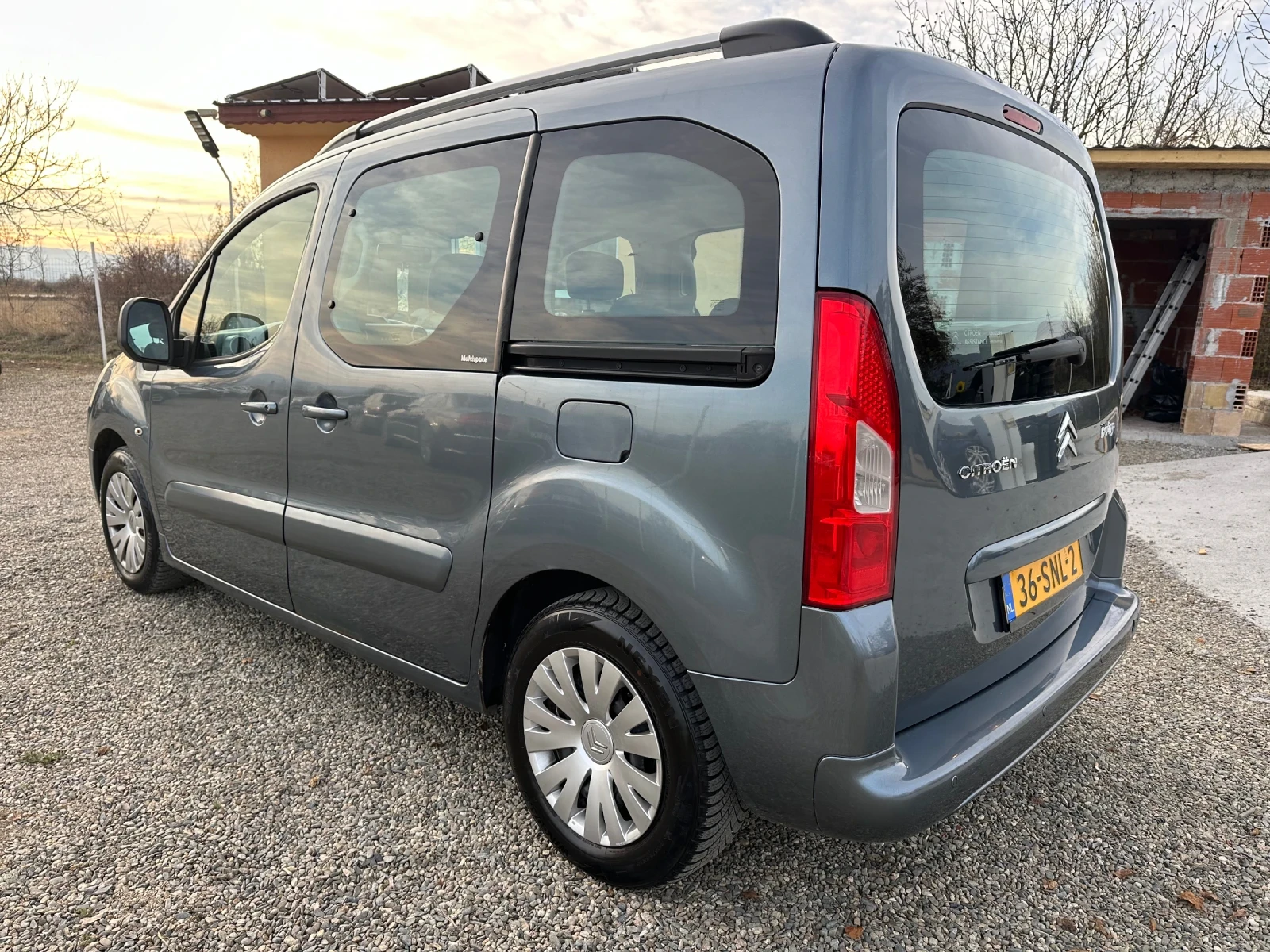 Citroen Berlingo 1.6 LPG Multispace - изображение 5