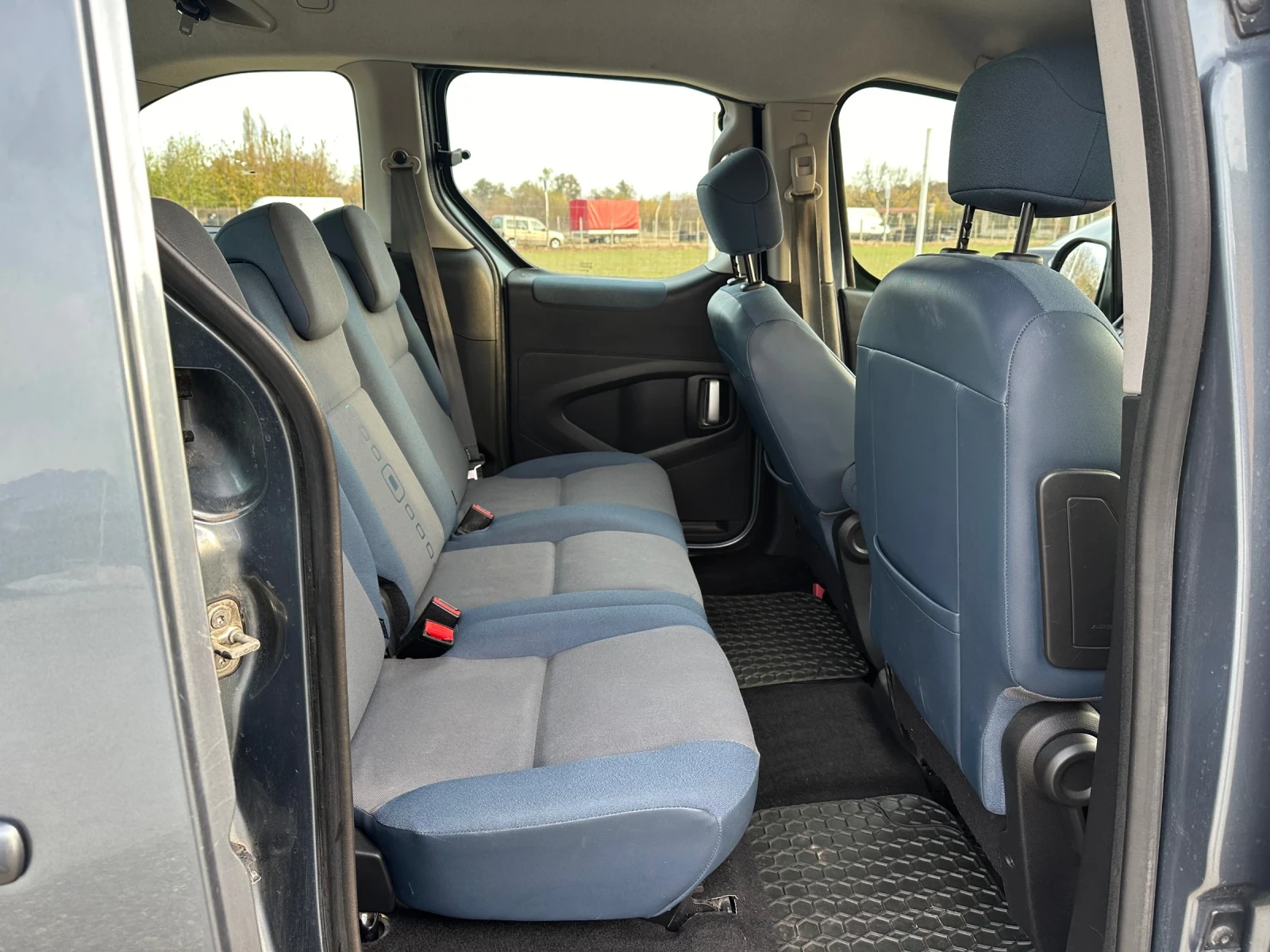 Citroen Berlingo 1.6 LPG Multispace - изображение 10