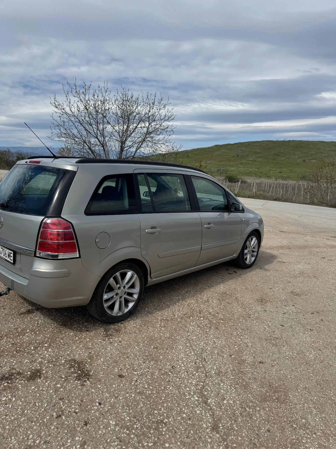 Opel Zafira 1.9CDTI - изображение 5