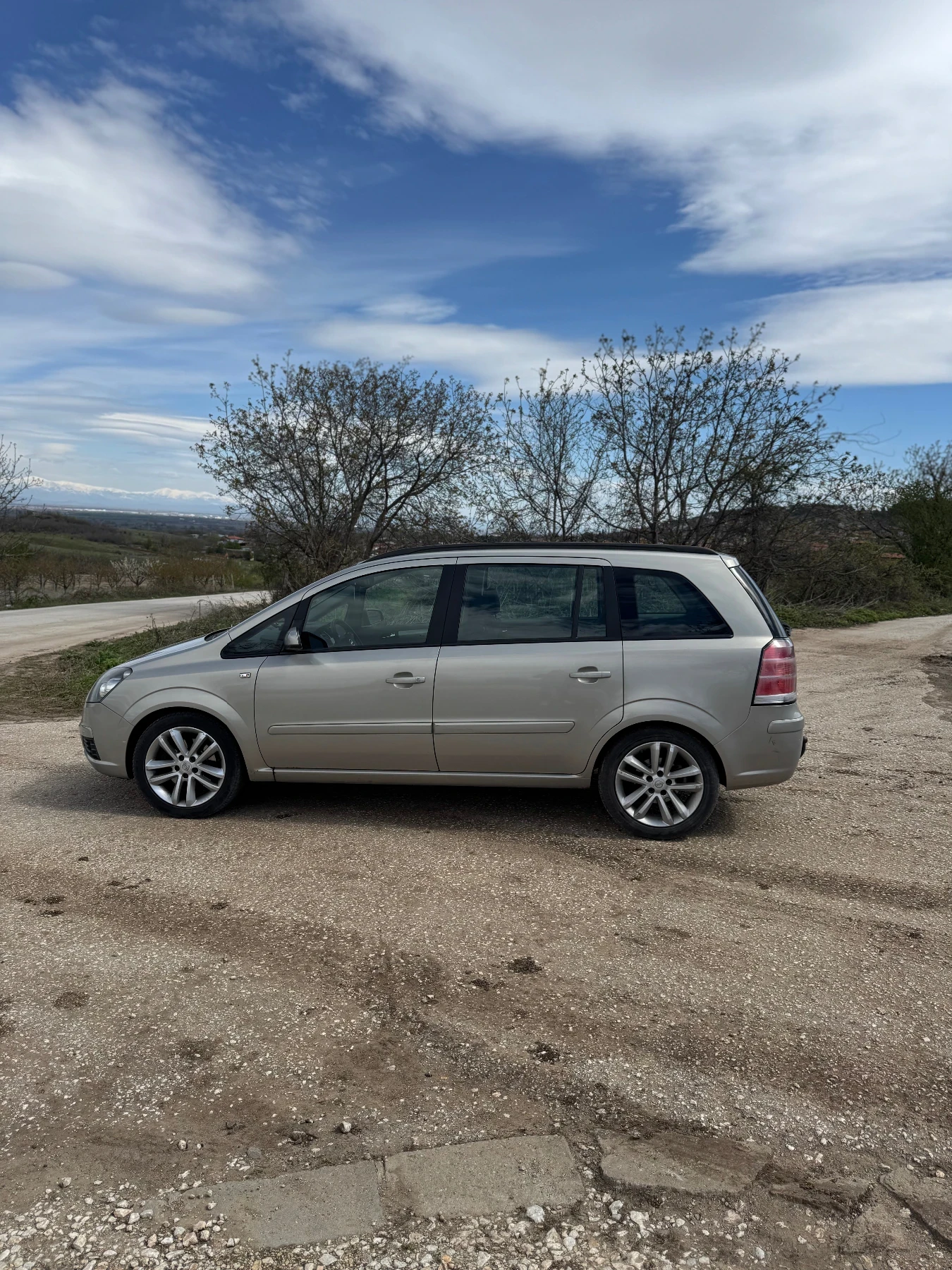 Opel Zafira 1.9CDTI - изображение 4