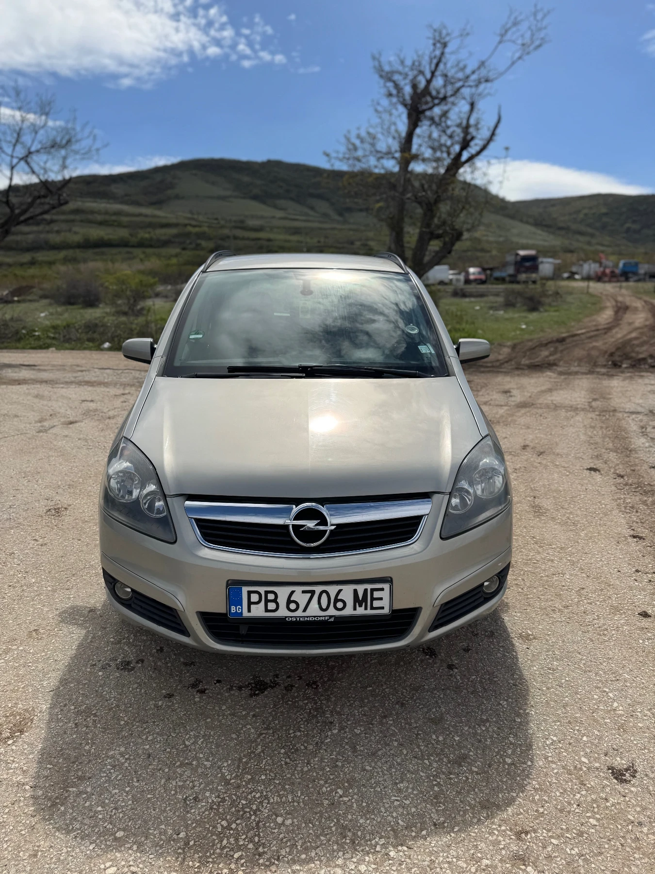 Opel Zafira 1.9CDTI - изображение 2