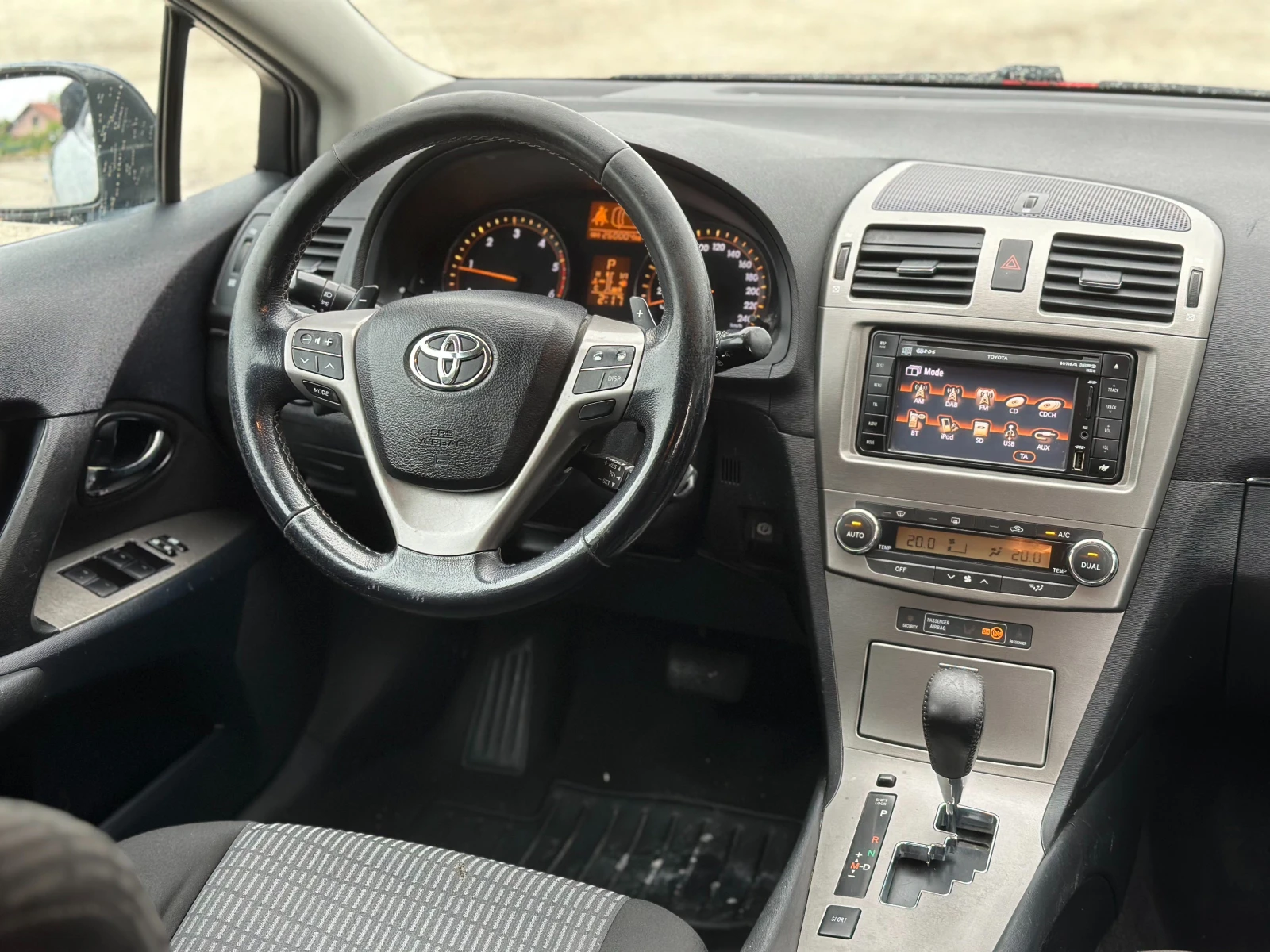 Toyota Avensis 2.2 D-CAT - изображение 9