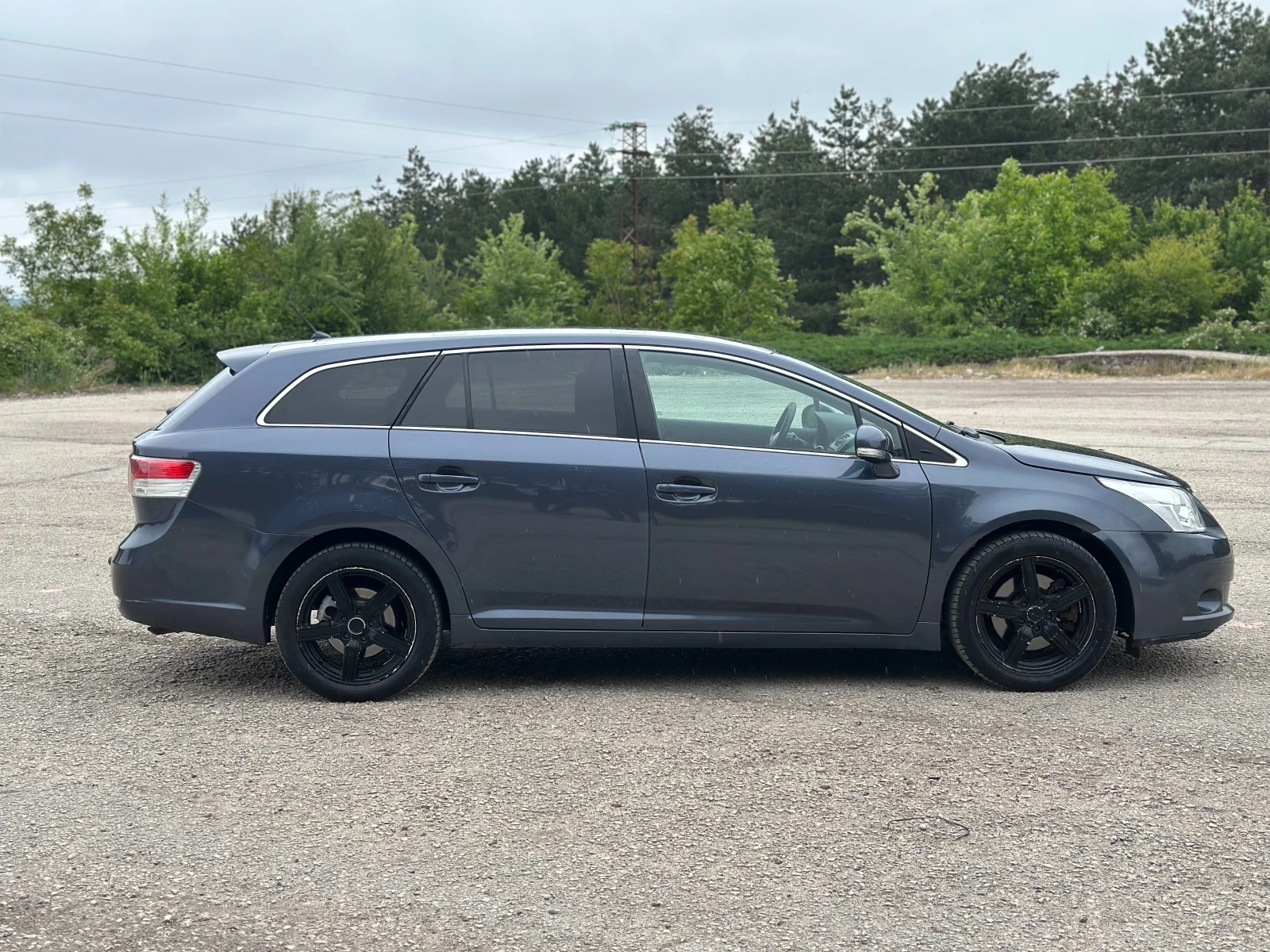 Toyota Avensis 2.2 D-CAT - изображение 7