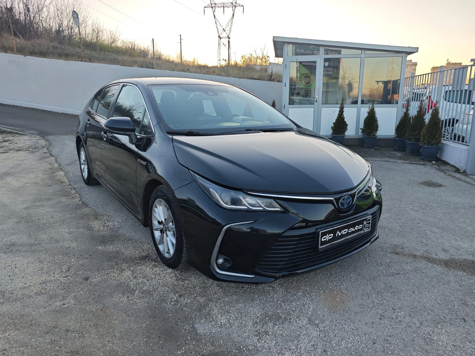 Toyota Corolla * * 12  *  | Mobile.bg   12