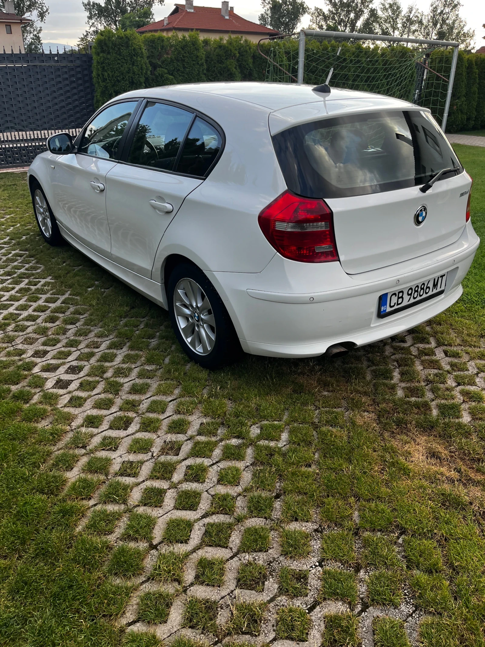 BMW 118  - изображение 3