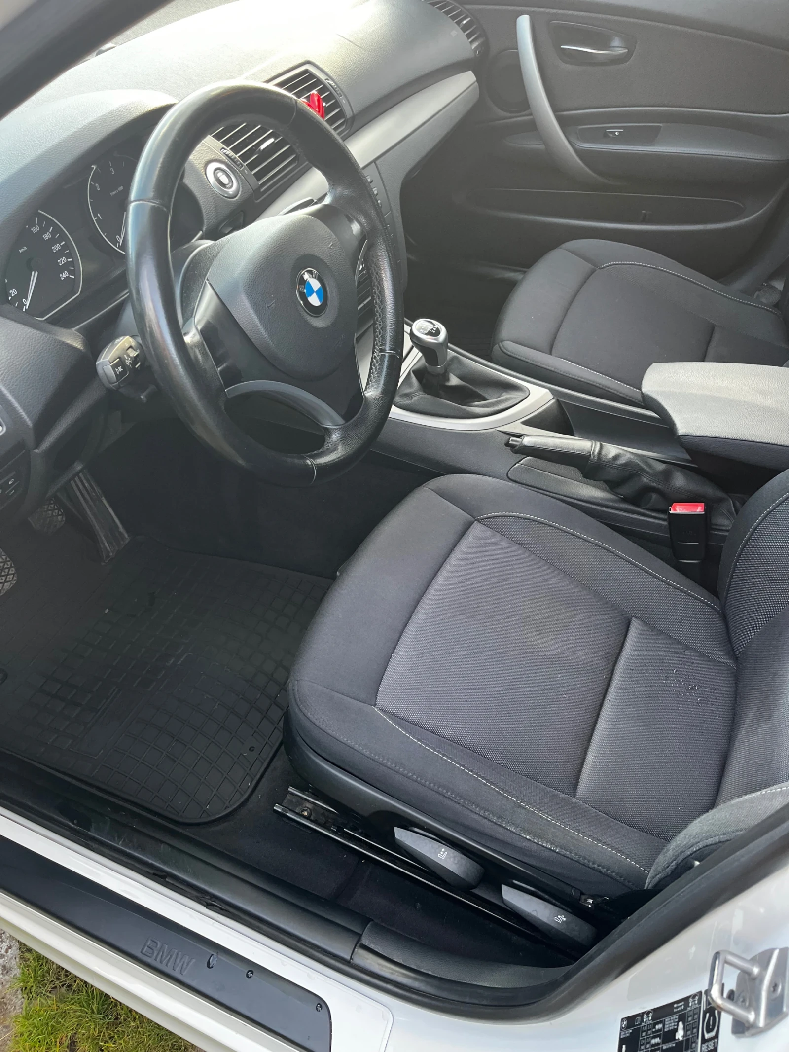 BMW 118  - изображение 9