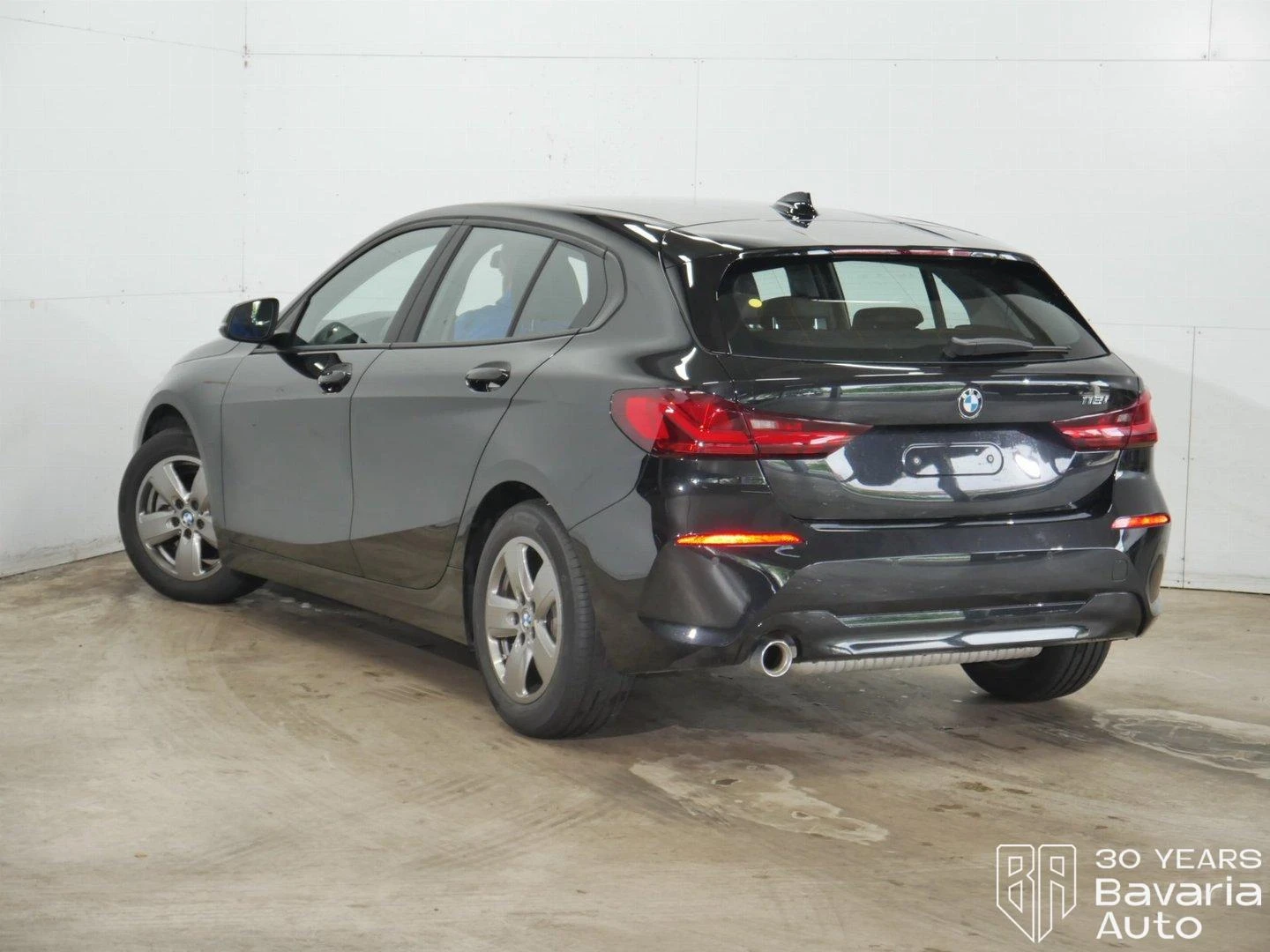 BMW 118  i Advantage - изображение 2
