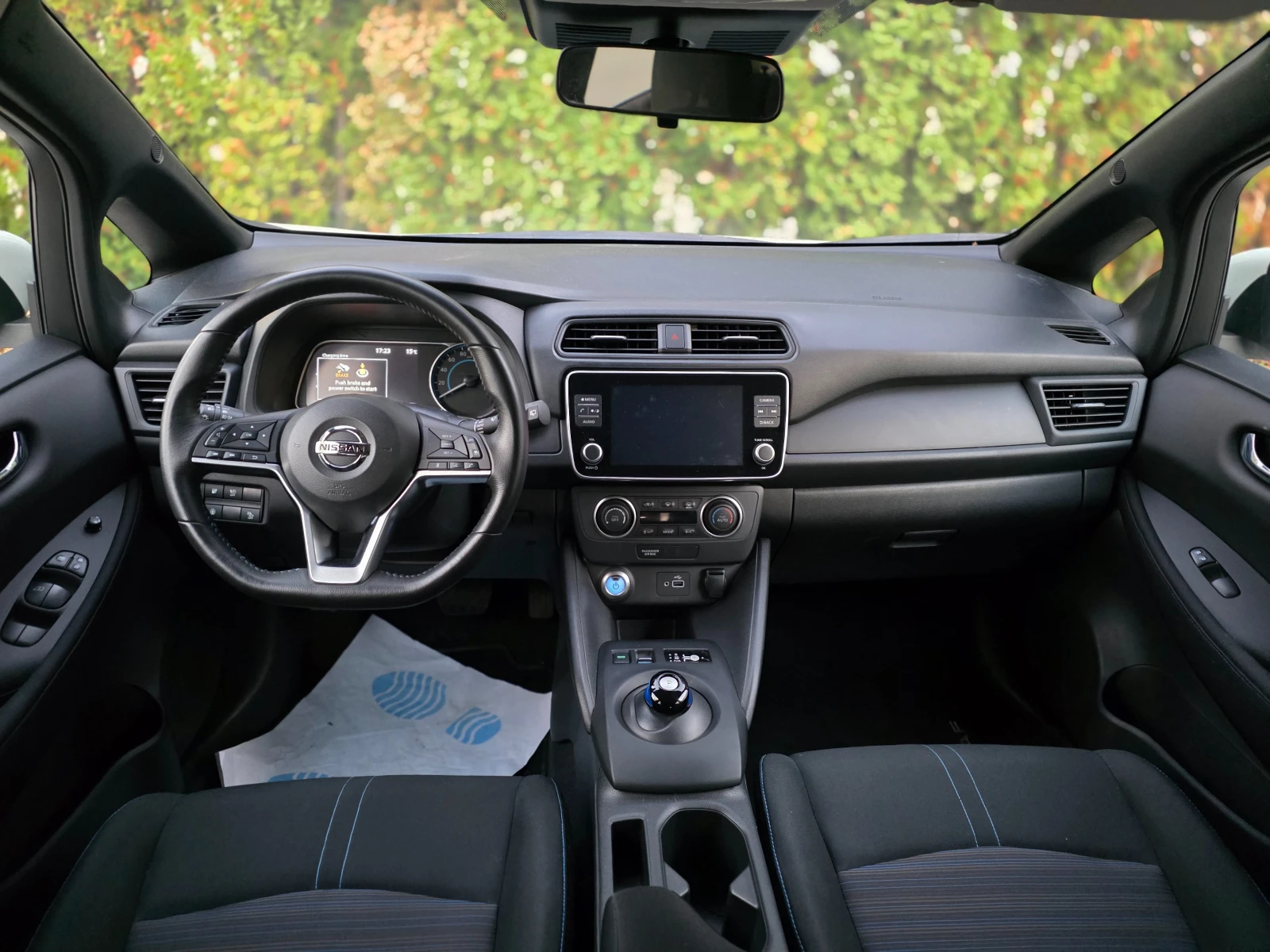 Nissan Leaf  40 kWh  | Mobile.bg   9