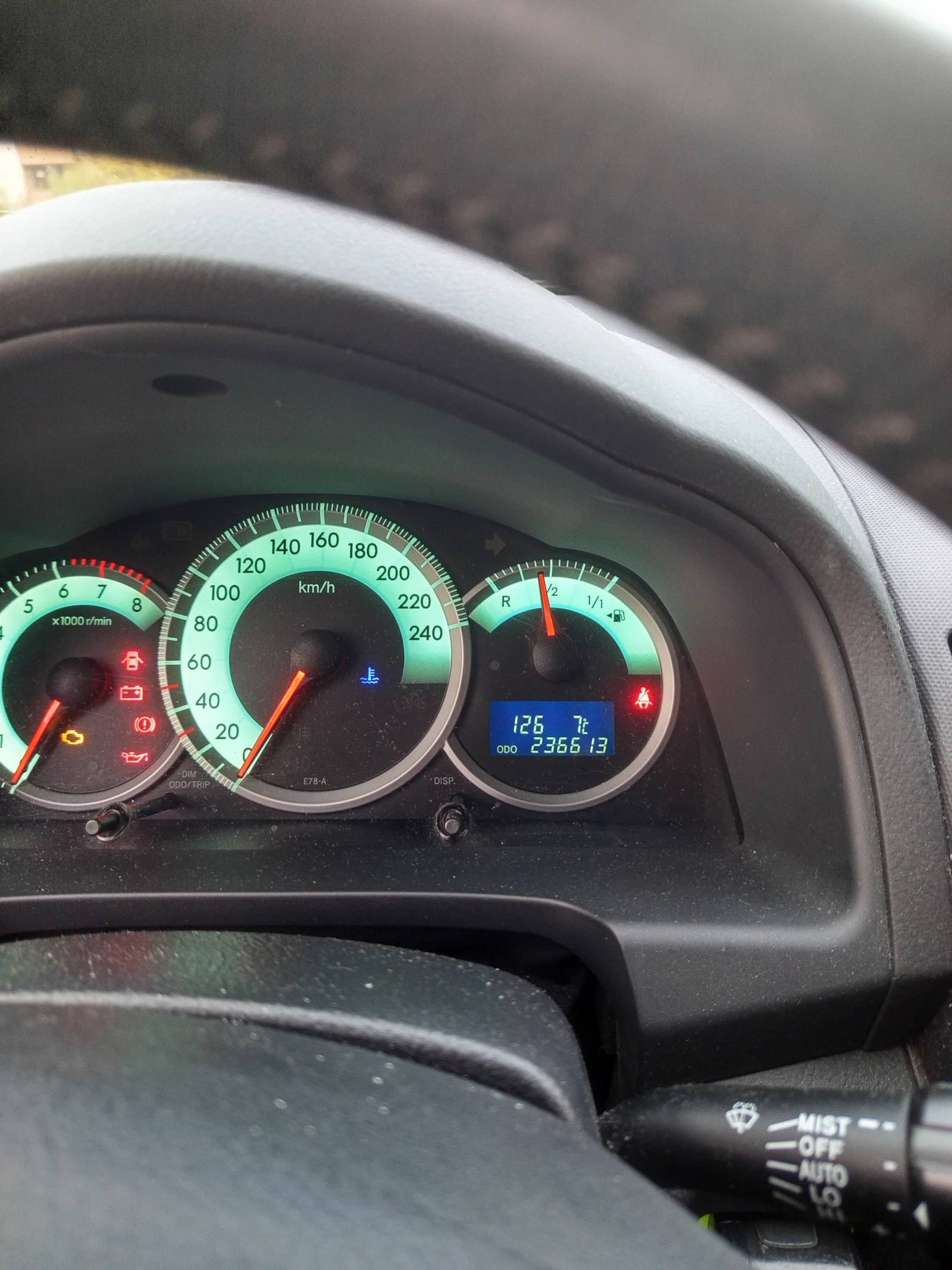 Toyota Corolla verso  - изображение 5