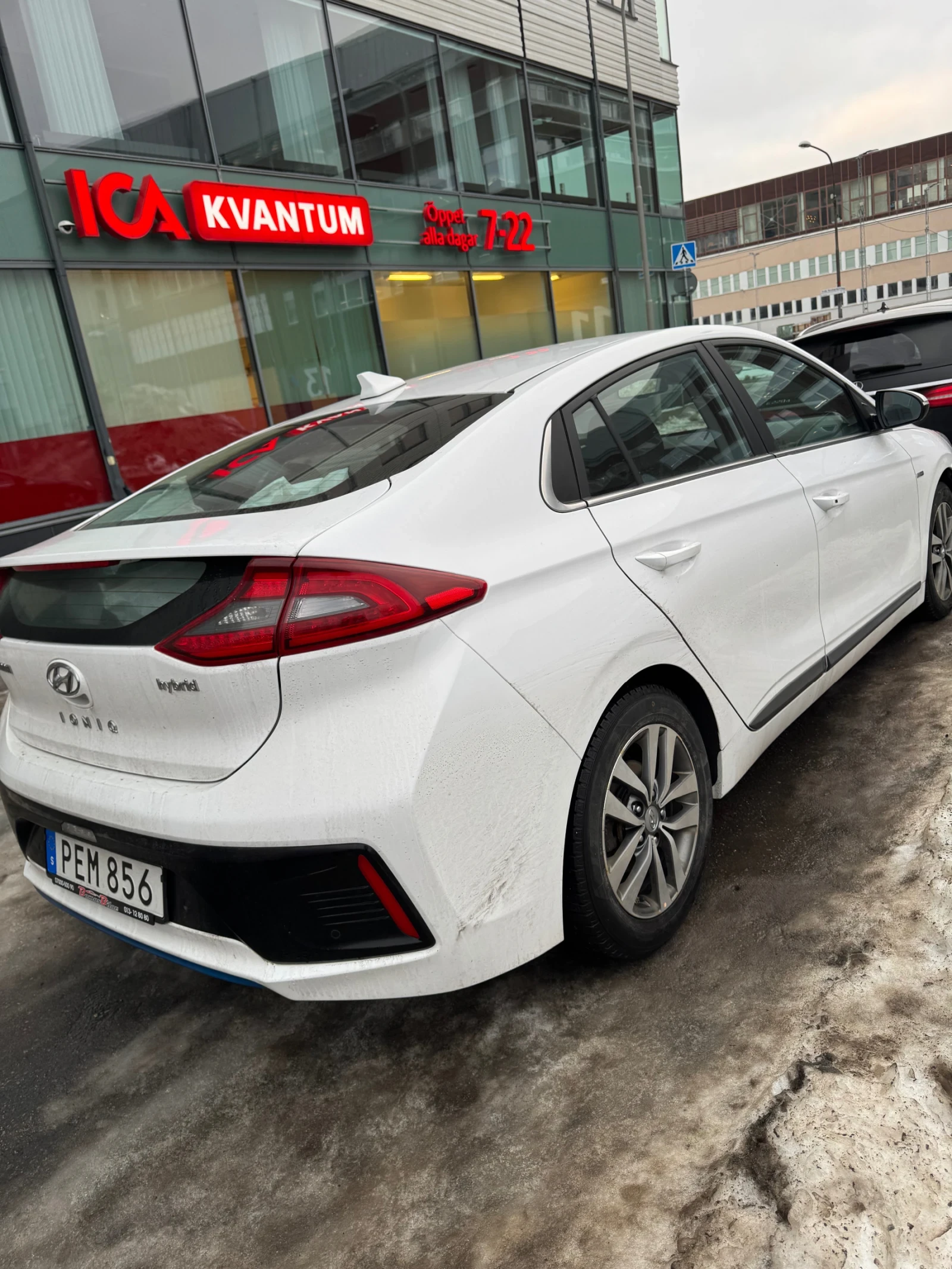 Hyundai Ioniq Hybrid 1.6 DCT Premium Plus Eco (141hk) Navi CarPl | Mobile.bg � ����������� 5