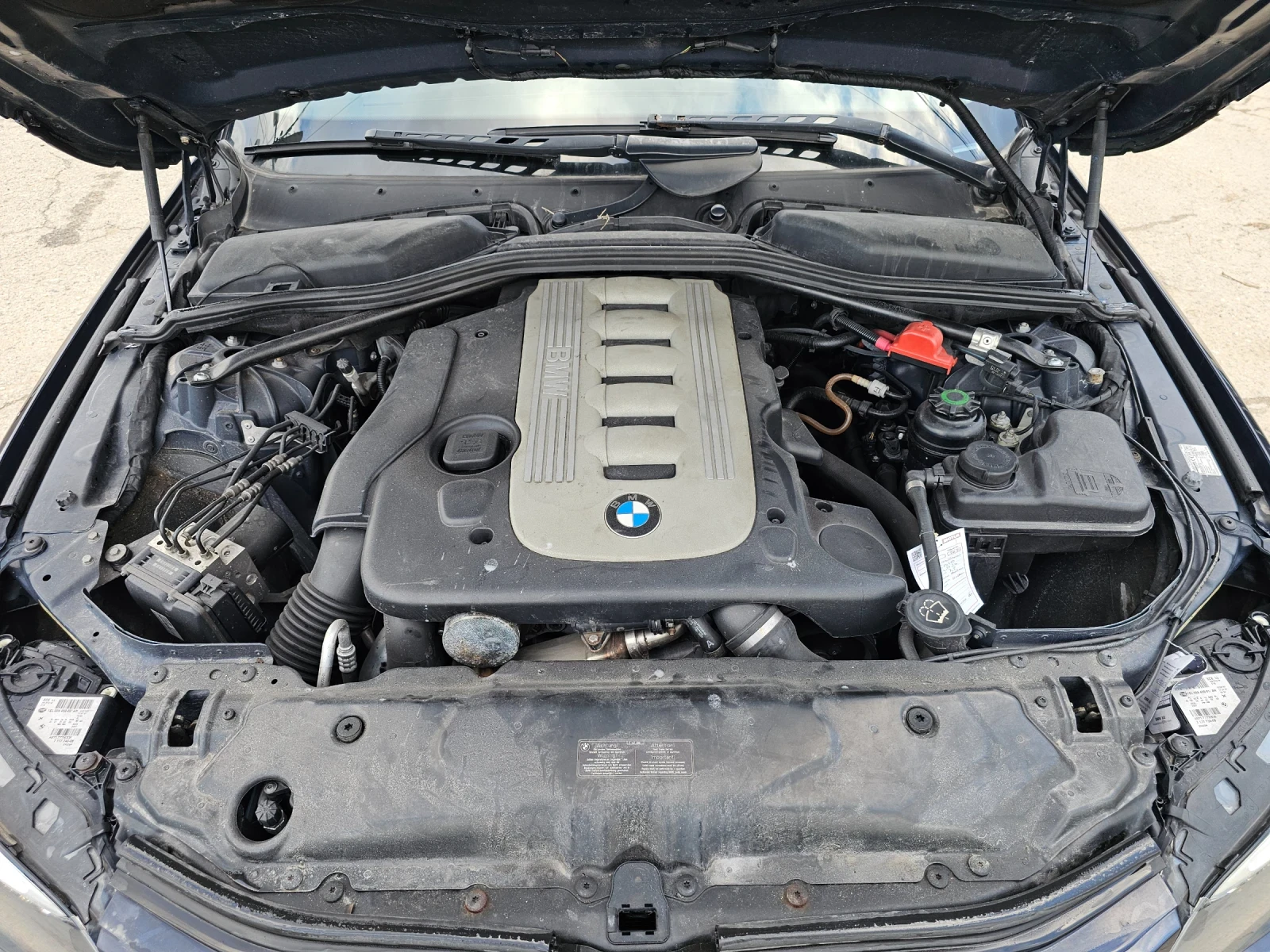 BMW 525 LCI 3.0 197HP , снимка 17 - Автомобили и джипове - 54334914