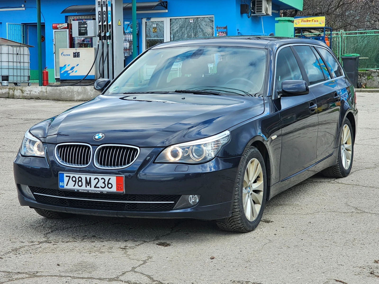BMW 525 LCI 3.0 197HP , снимка 2 - Автомобили и джипове - 54334914