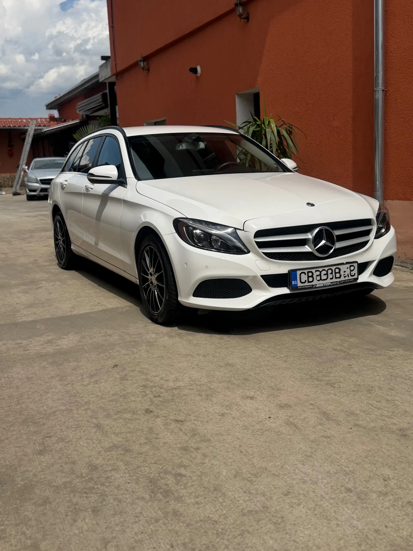 Mercedes-Benz C 180, снимка 2 - Автомобили и джипове - 54355775