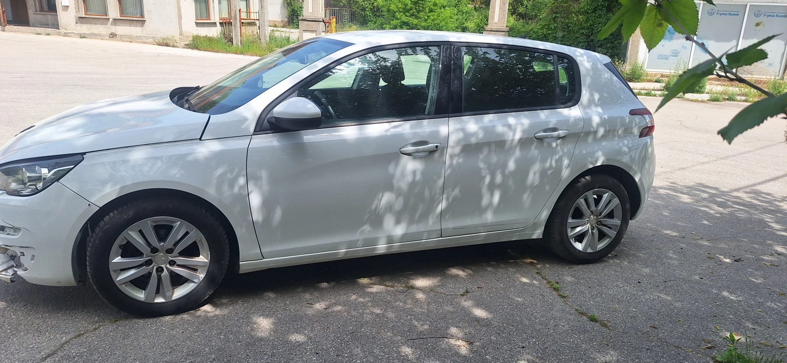 Peugeot 308 1.6hdi, снимка 4 - Автомобили и джипове - 54463623
