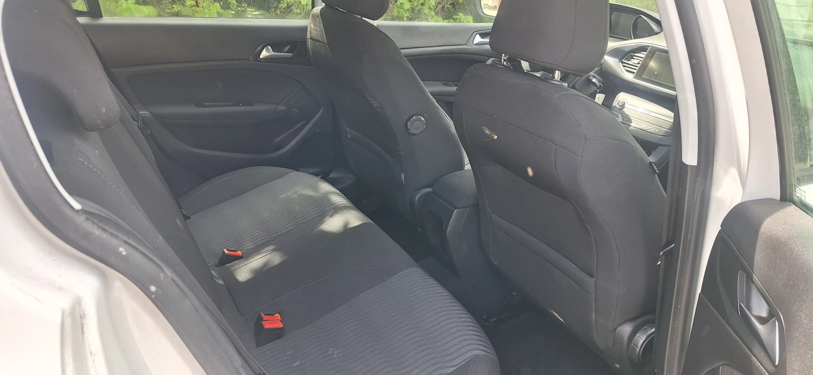 Peugeot 308 1.6hdi, снимка 11 - Автомобили и джипове - 54463623