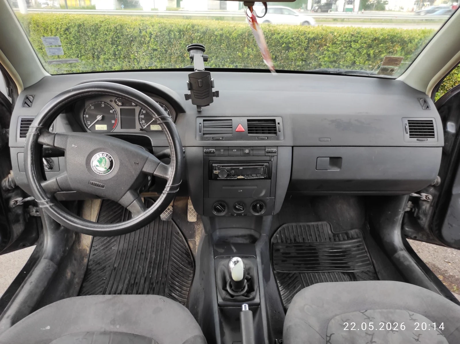 Skoda Fabia, снимка 14 - Автомобили и джипове - 54646623