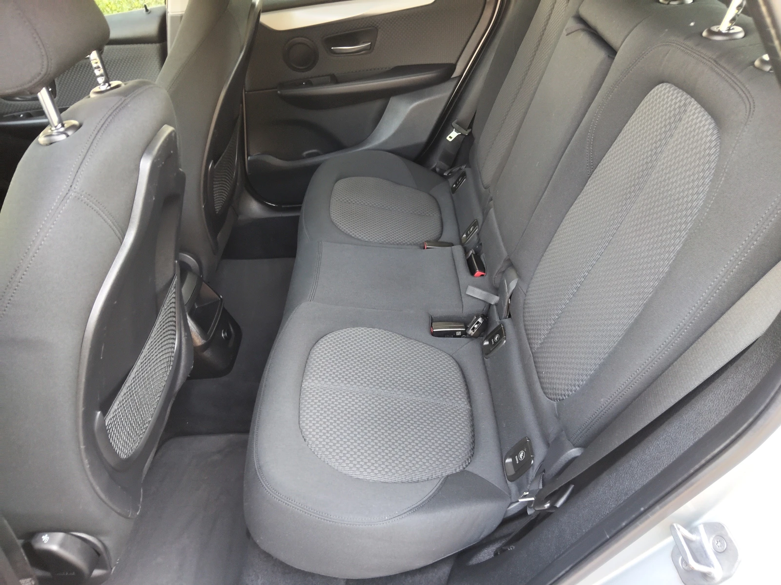 BMW 218 d 2, 0d 150ps AUTOMATIC, снимка 8 - Автомобили и джипове - 54977147