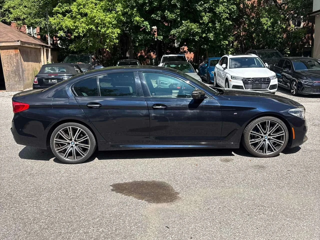 BMW 540 ЛАЗЕРИ * ДИСТРОНИК * МАСАЖИ * ОБДУХВАНЕ, снимка 3 - Автомобили и джипове - 55481528