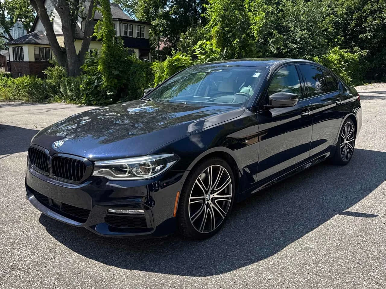 BMW 540 ЛАЗЕРИ * ДИСТРОНИК * МАСАЖИ * ОБДУХВАНЕ, снимка 13 - Автомобили и джипове - 55481528