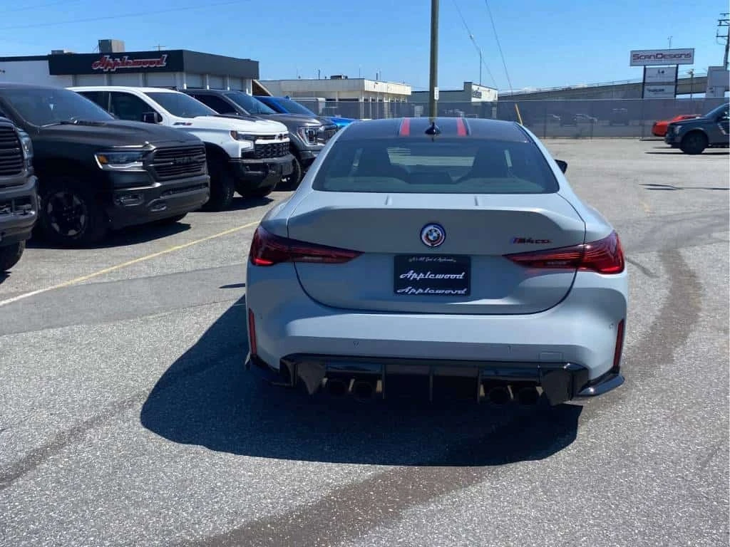BMW M4 * CSL * АВТОКРЕДИТ БЕЗ ПЪРВОНАЧАЛНА ВНОСКА* , снимка 4 - Автомобили и джипове - 55775000