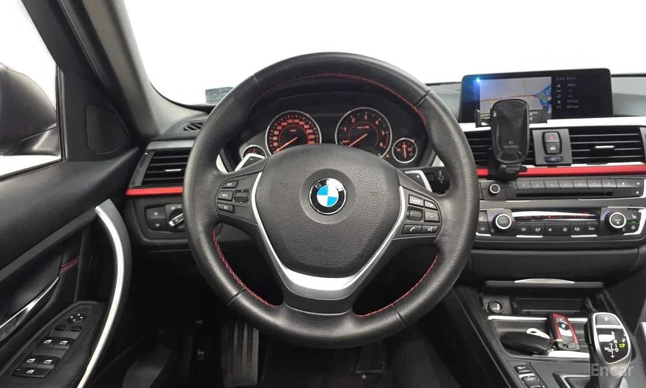 BMW 320 d Sport * ШИБИДАХ * НАВИ * ПОДГРЕВ * АВТОКРЕДИТ * , снимка 12 - Автомобили и джипове - 55905644