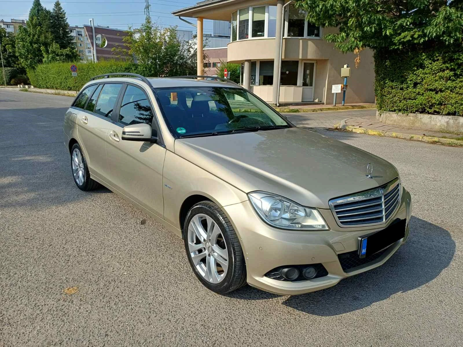 Mercedes-Benz C 180 Blue Efficiency, снимка 7 - Автомобили и джипове - 55910530