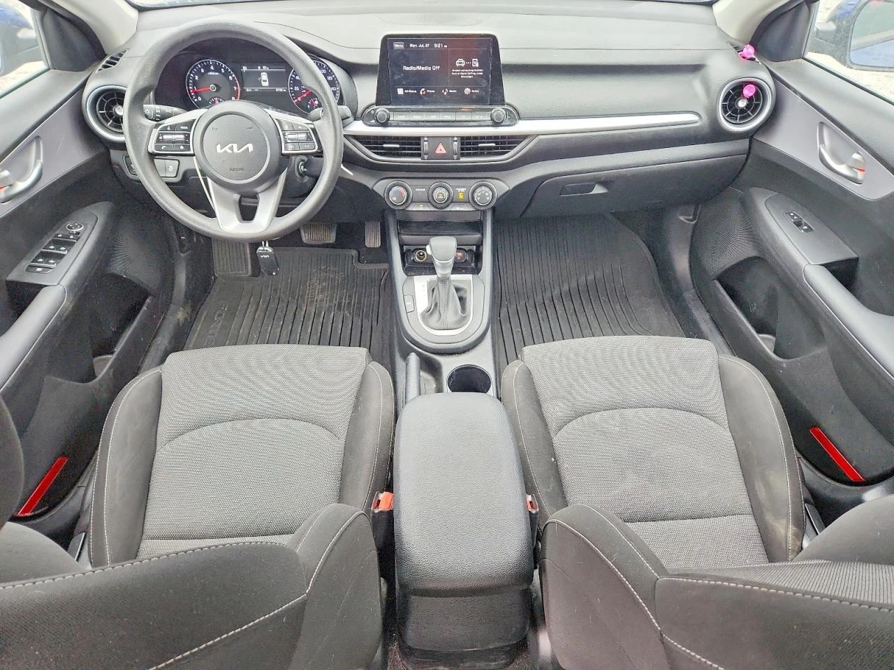 Kia Forte 2.0l Lxs, снимка 8 - Автомобили и джипове - 56039775