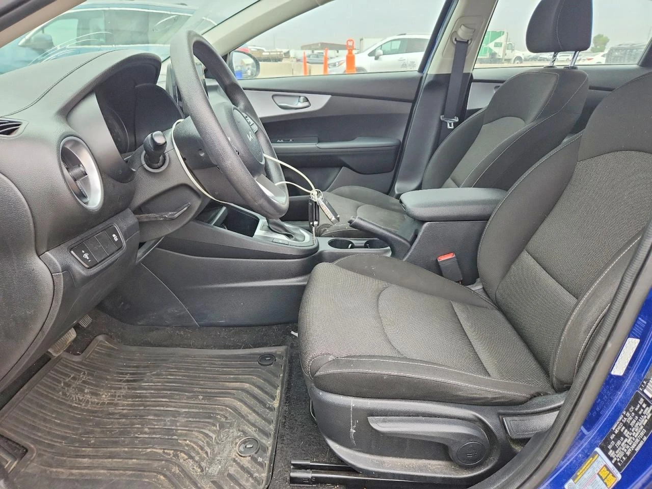 Kia Forte 2.0l Lxs, снимка 7 - Автомобили и джипове - 56039775
