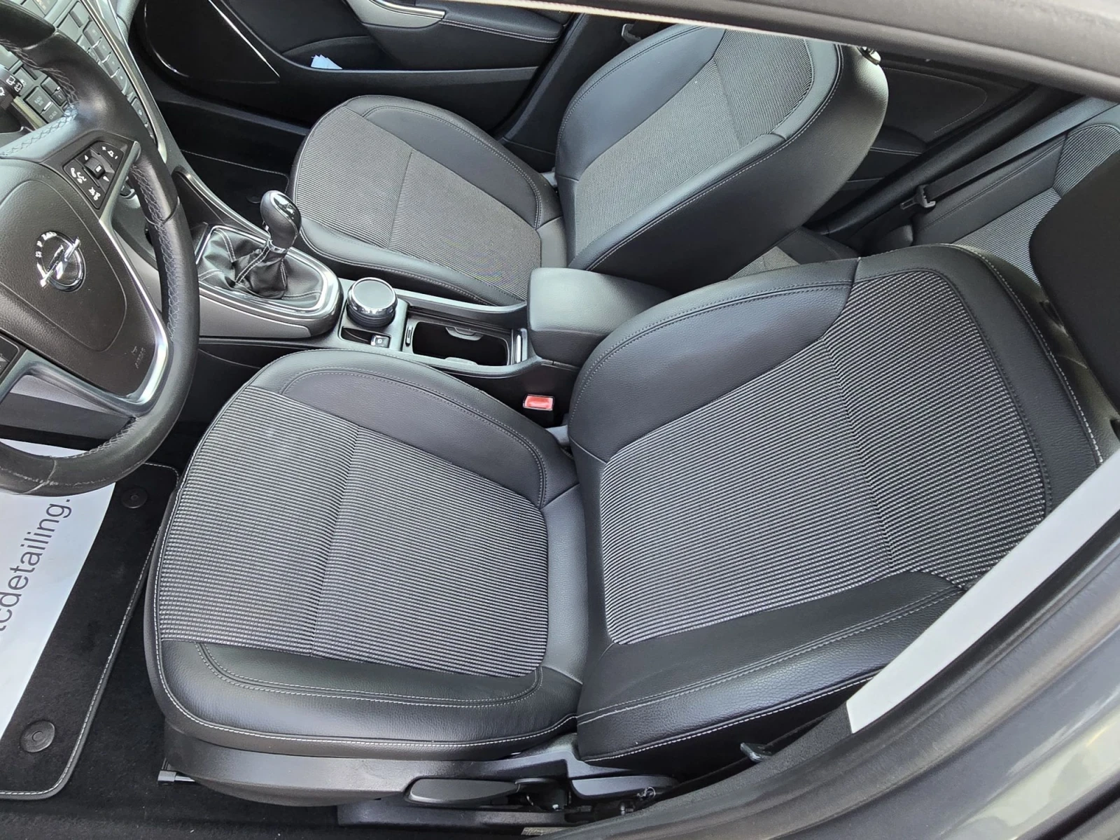 Opel Astra 1.4-140ks- АГУ, снимка 9 - Автомобили и джипове - 56112667