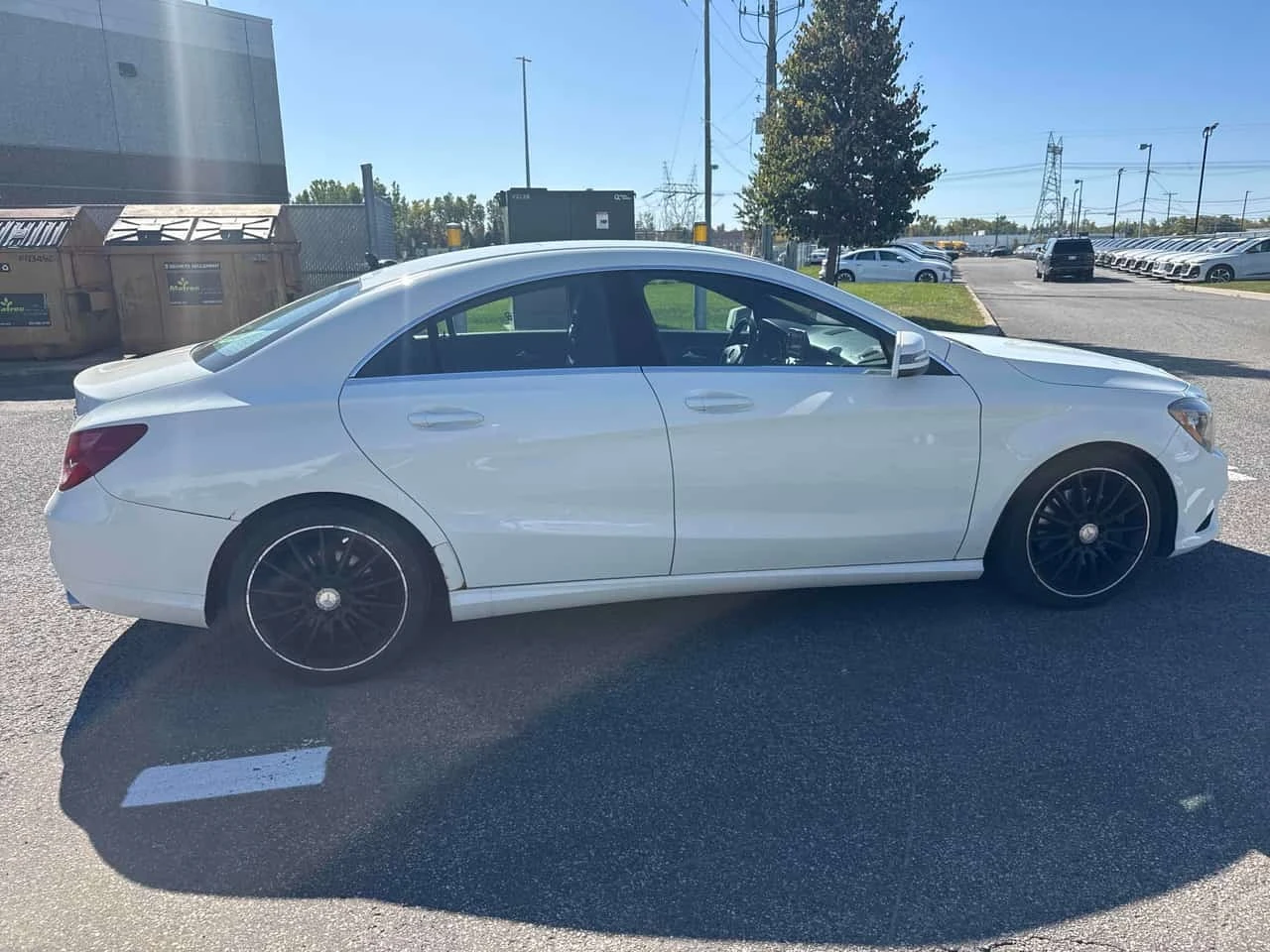 Mercedes-Benz CLA 250 * CARFAX * ОПЦИЯ ЗА ФИНАНСИРАНЕ, снимка 3 - Автомобили и джипове - 56227786